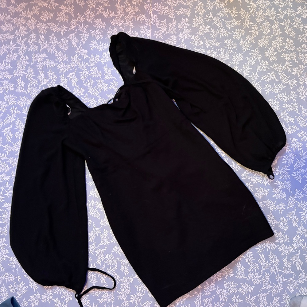 Lulu's Chic Black Long Sleeve Dress